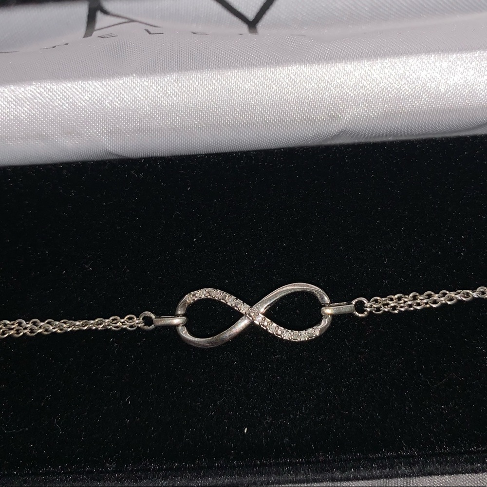 Kay Jewelers Sterling Silver Infinity Bracelet